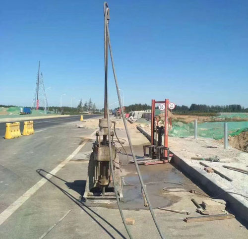 宝山公路高聚物注浆加固